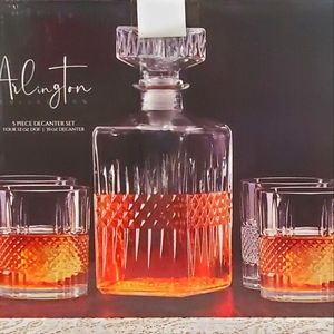 Arlington Collection, 5 Piece Decanter Set, (New)